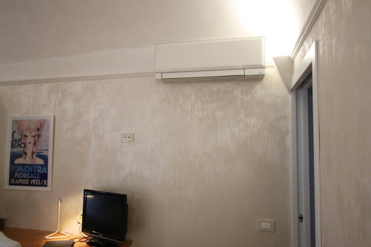 Appartamento Ai Piedi Della Pigna Σαν Ρέμο Εξωτερικό φωτογραφία